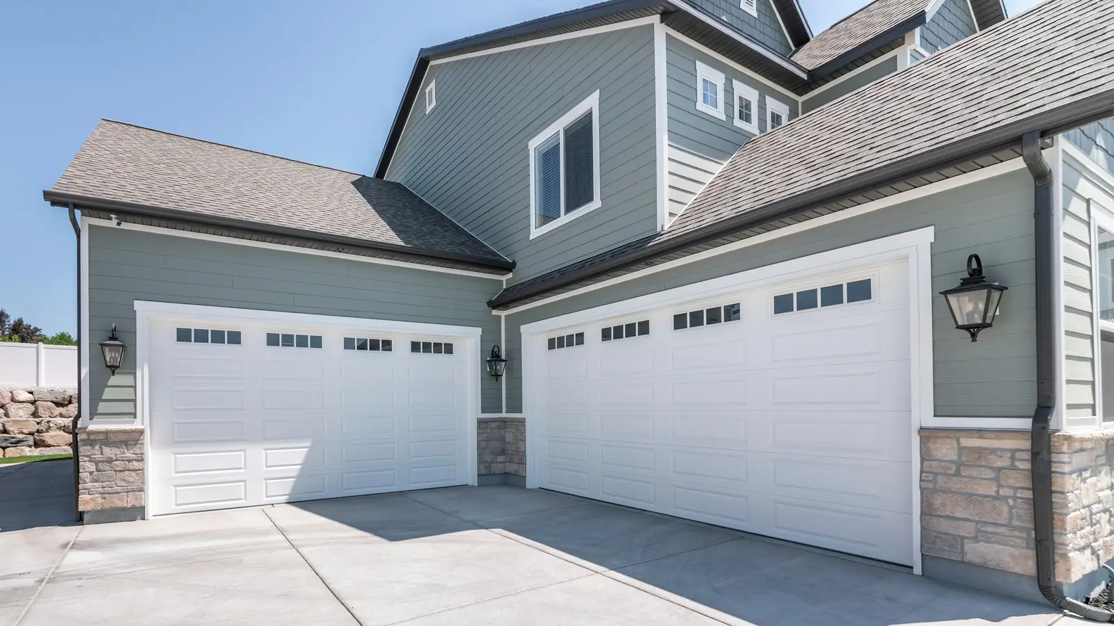 Garage Door Replacement in Encinitas